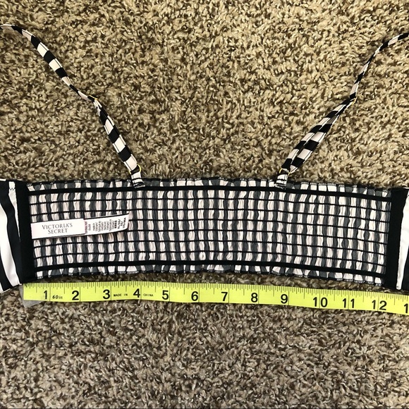 Victoria’s Secret Unlined Bandeau Bralette - Picture 3 of 5